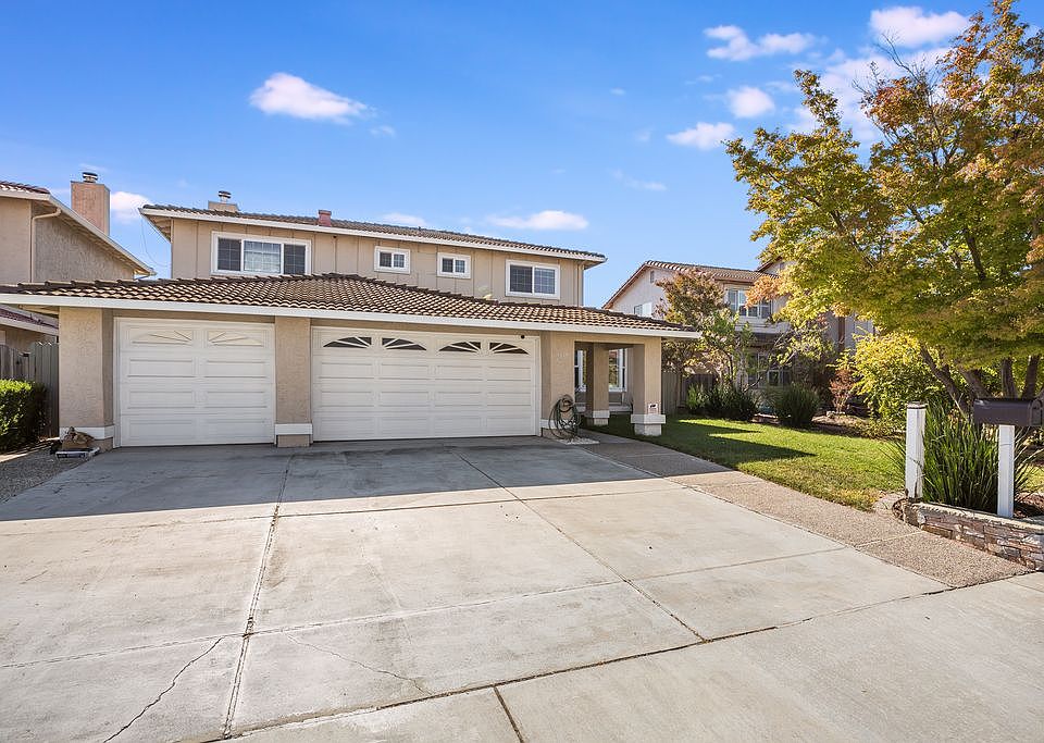 1st image of 2816 Glen Decker Ct