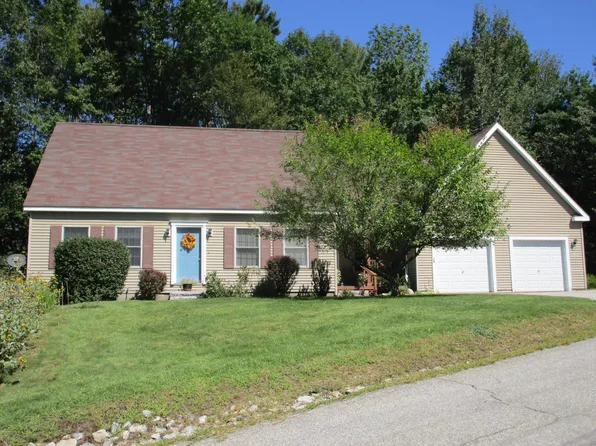 4 Clifford Court, Paris, ME 04281