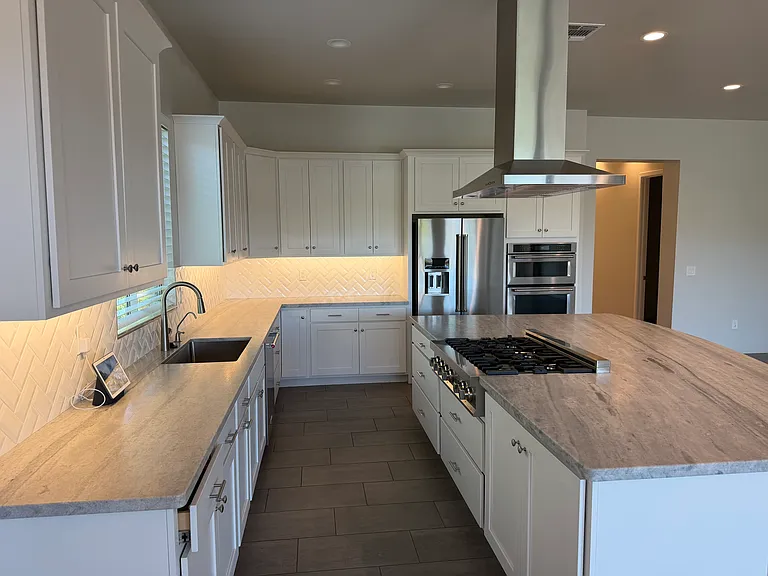 2057 W Revayah Pl — Photo 3