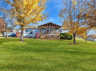8144 Outer Dr, Dexter, IA 50070