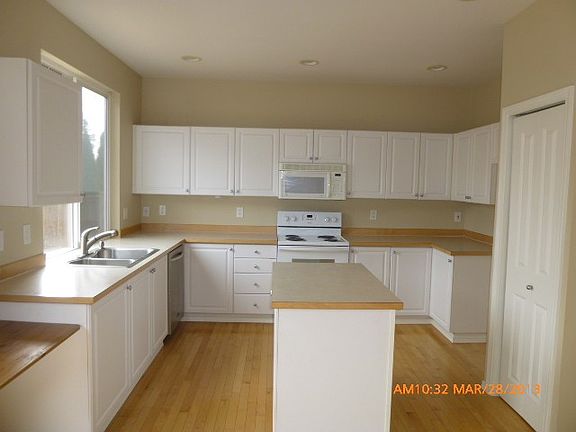 4th image of 6106 Victoria Ct SE