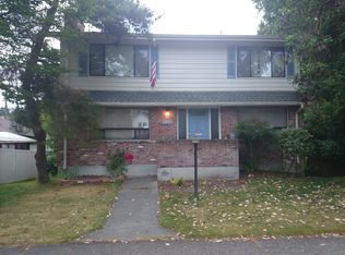 3248 34th Ave W, Seattle, WA 98199