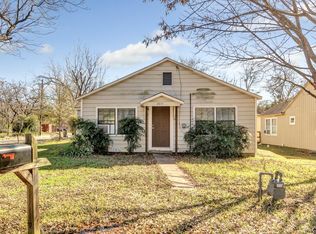 209 Edge St, Bryan, TX 77801