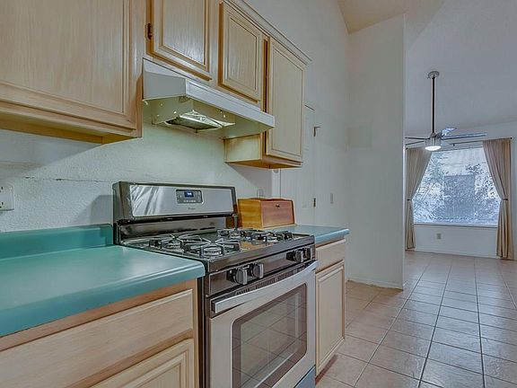 5th image of 1300 Desierto Seco Dr