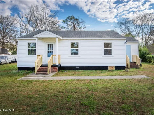 2229 Saint Andrew St, Tarboro, NC 27886