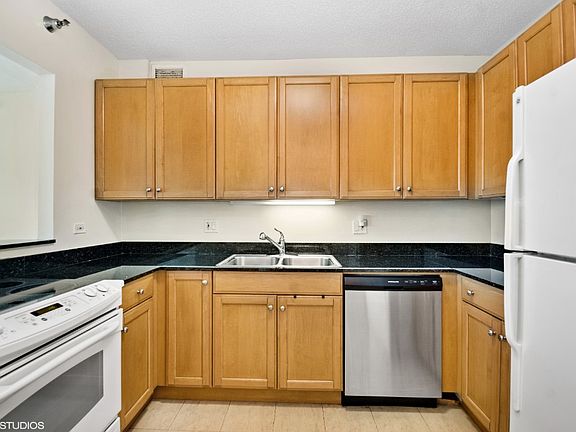 4th image of 400 N Lasalle St #2809