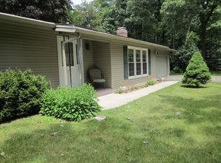 1944 W Red Cedar Dr, Janesville, WI 53545