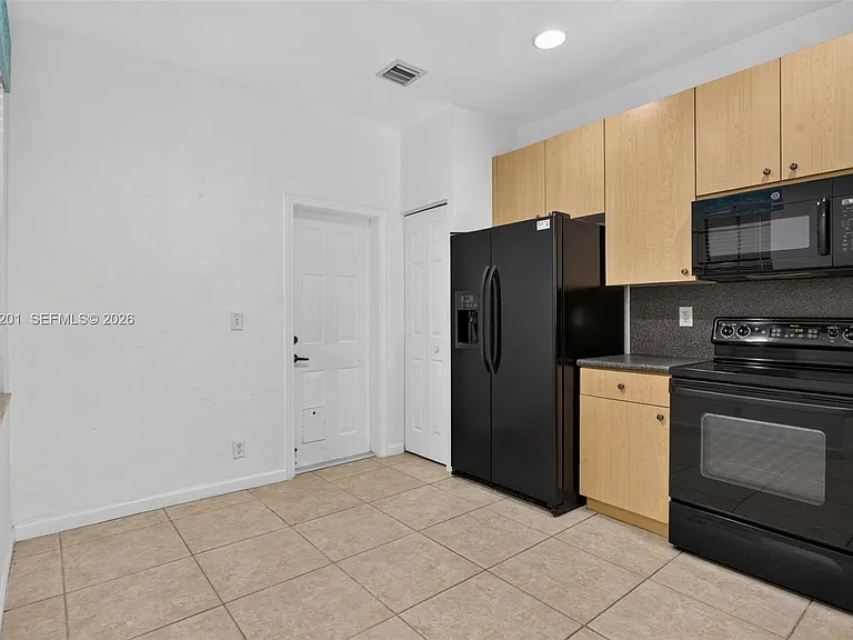3969 Orange Tree Ln #3969 — Photo 8