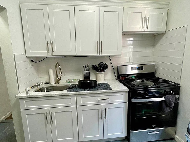 2555 33rd St #1R — Photo 8