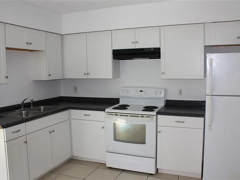 7965 W Fern Pl — Photo 3