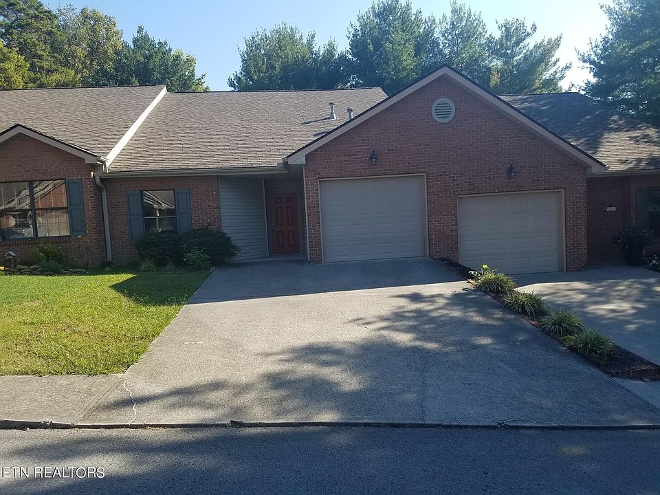 1st image of 712 Rose Garden Way