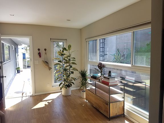 2nd image of 505 San Juan Ave