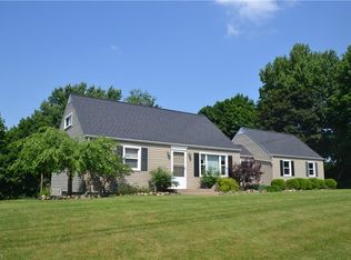 12955 Redwood Ave NW, Uniontown, OH 44685