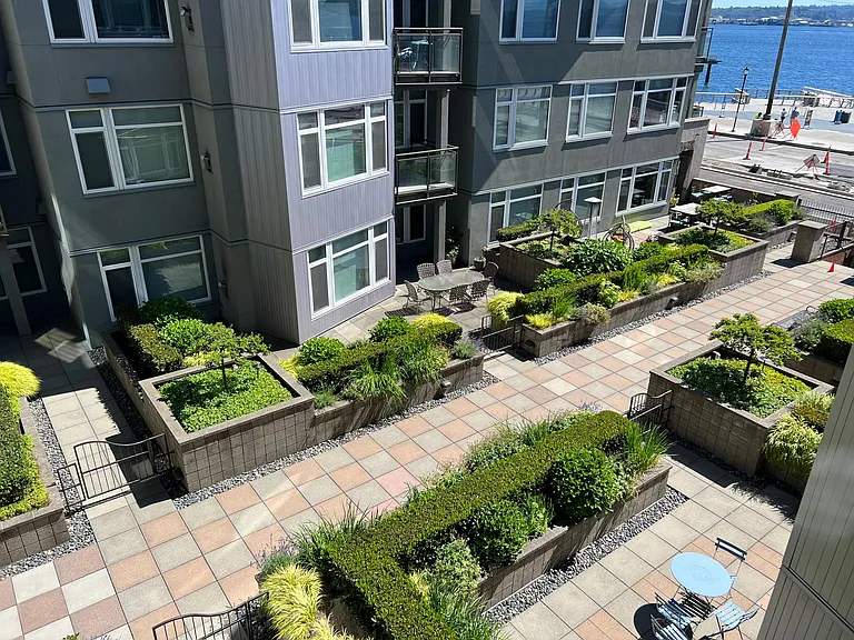 1900 Alaskan Way #311 — Photo 27