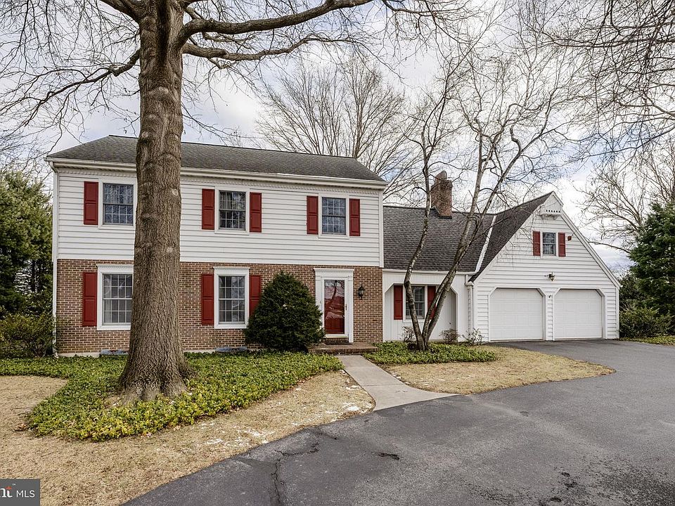 1st image of 10 Meadow Ln #L-0137