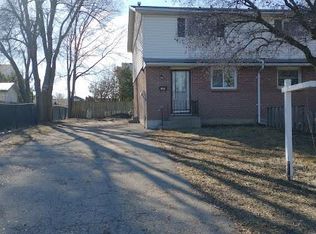 144 Sekura Cres, Cambridge, ON N1R 7G1