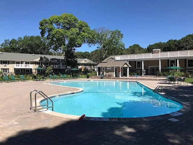 Fairfield Village At Coram — Photo 15