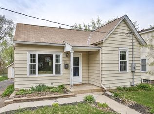 306 7th St NW, New Brighton, MN 55112