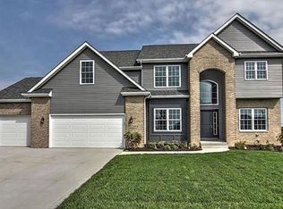 8284 Willow Haven Dr, Saint John, IN 46373