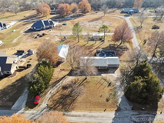 2nd image of 5820 E Iva Lynn Ln