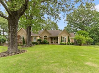7475 Willey Rd, Germantown, TN 38138