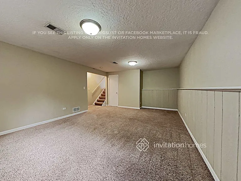 326 W Park Ave — Photo 15