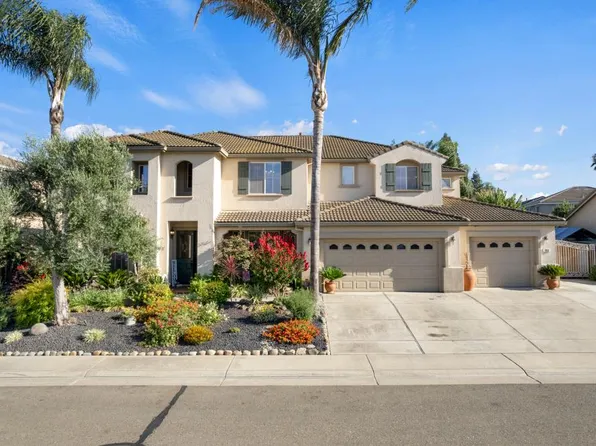 968 Roundstone Dr, Galt, CA 95632