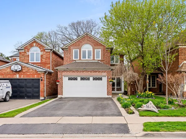 51 Forestgrove Cir, Brampton, ON L6Z 4T4