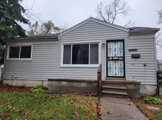 27034 Notre Dame St, Inkster, MI 48141