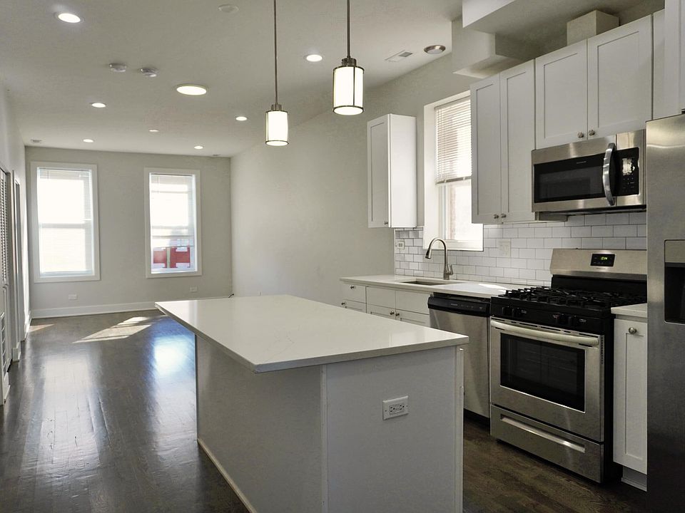 Open concept kitchen and living space