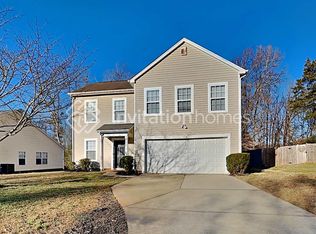 6110 Sid Crane Dr, Charlotte, NC 28216