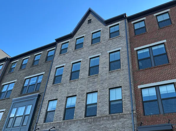 22510 Wilson View Ter, Ashburn, VA 20148