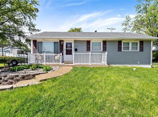9944 Solar Ln, Saint Louis, MO 63123