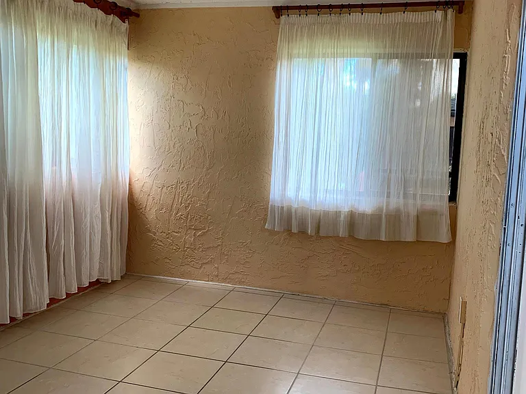 Bonus Patio Room