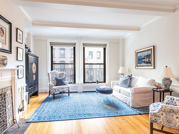 2nd image of 212 E 48th St APT 3C