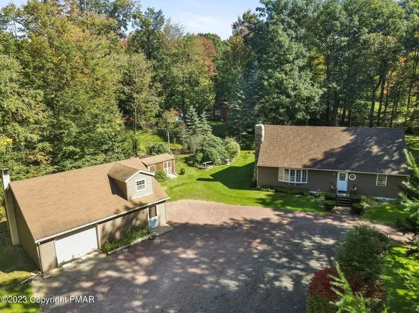 117 Halls Ln, Long Pond, PA 18334