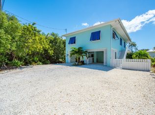 27138 Dolphin Rd, Ramrod Key, FL 33042