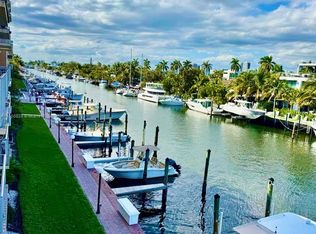 1777 SE 15th St APT 320, Fort Lauderdale, FL 33316