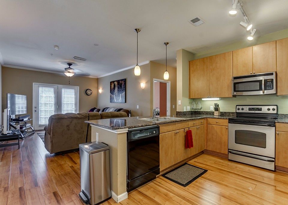 1st image of 1901 5th Ave E Unit 3210