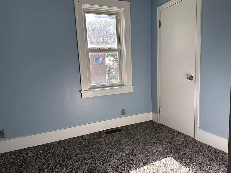 345 Vistula Ave — Photo 15