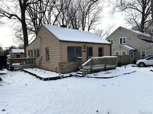 20429 Midway Ave, Southfield, MI 48075