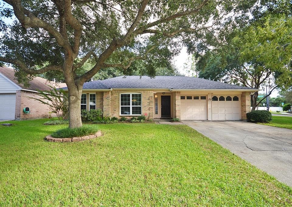 1st image of 2798 Pinewood Dr
