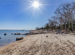 16 Spinnaker Ln, Marion, MA 02738