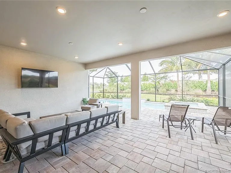 15111 Pescara St — Photo 33