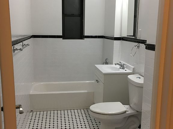 5th image of 17290 Highland Ave APT 3L