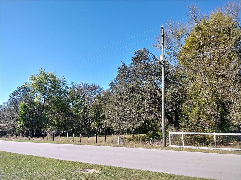 2nd image of 2712 McQueen Rd