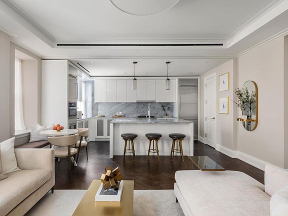2nd image of 344 W 72nd St APT 4B