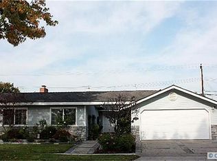 11251 Foster Rd, Los Alamitos, CA 90720