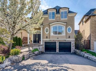 2278 Woodfield Rd, Oakville, ON L6H6Y8