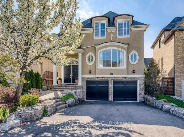 2278 Woodfield Rd, Oakville, ON L6H 6Y8